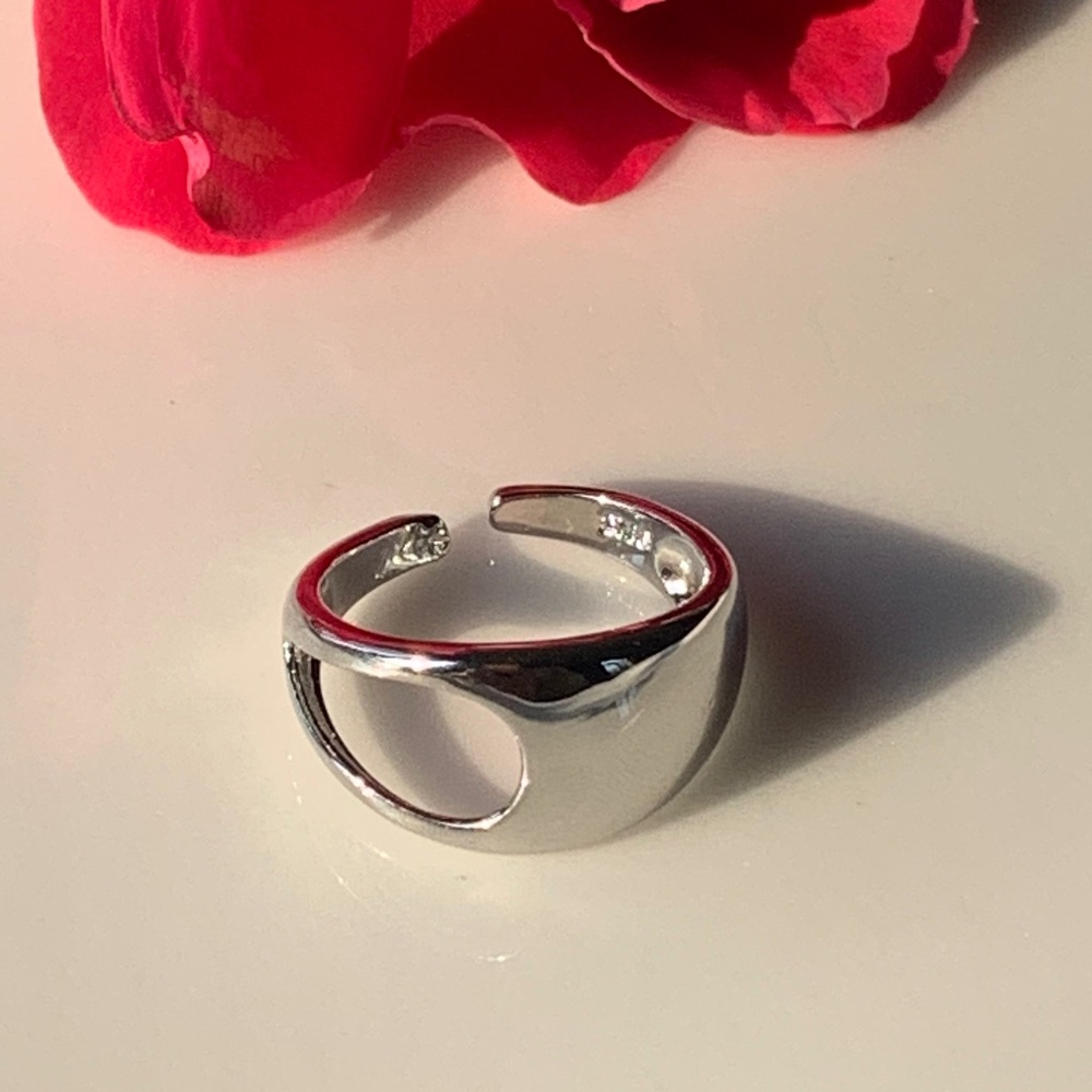 Modern Abstract Ring S925